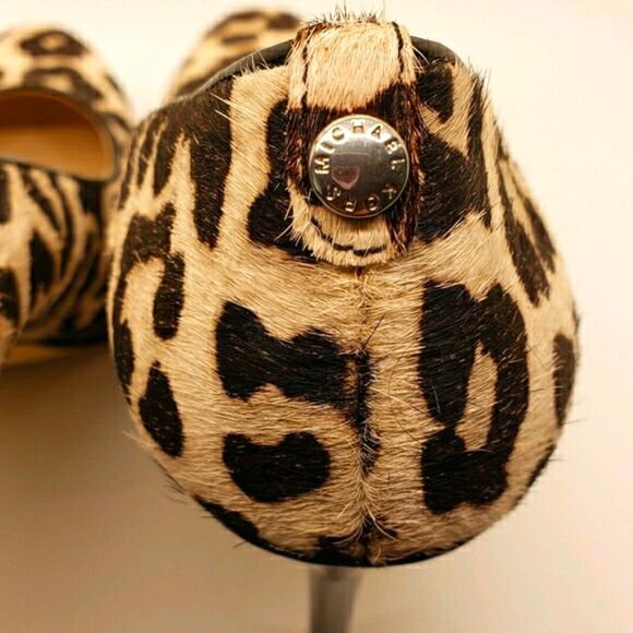 ❤EUC ~ Michael Kors Fur Pumps ~ Size 8❤ - Picture 3 of 4
